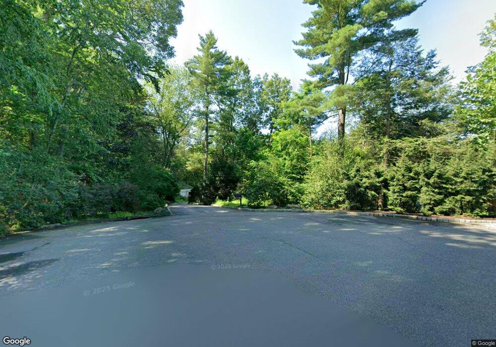 8 Tanbark Trail, Saddle River, NJ 07458 - photo 1