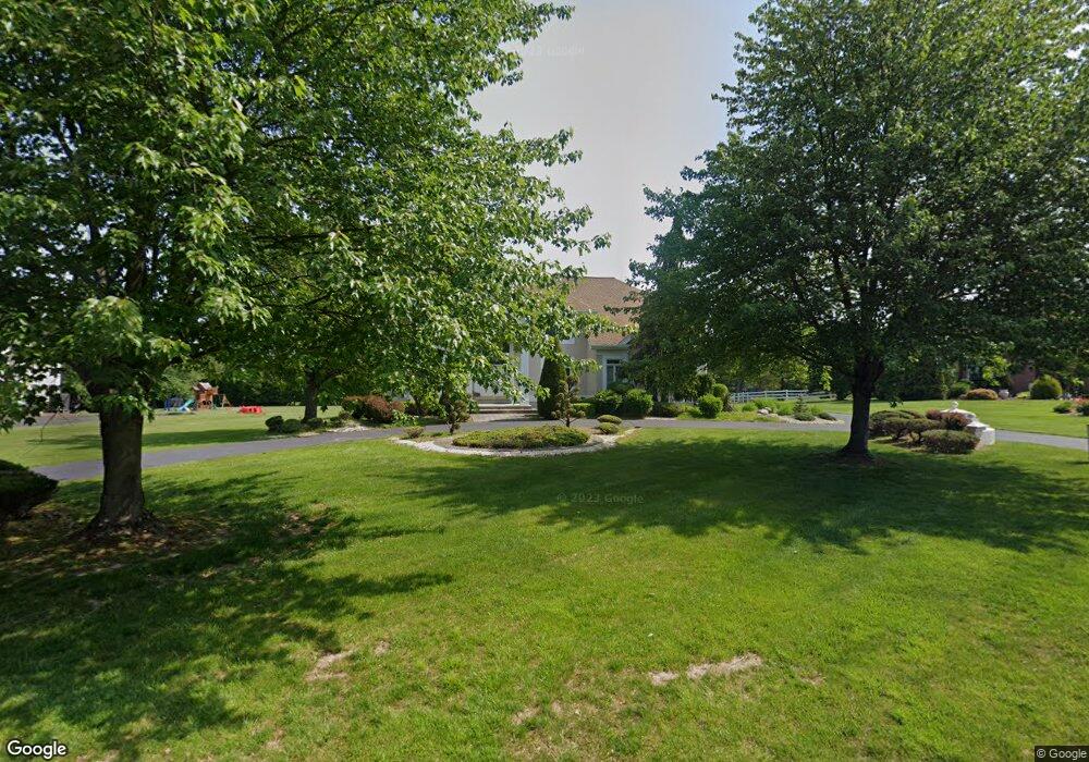 38 Sandtrap Cir, Warminster, PA 18974 - photo 1