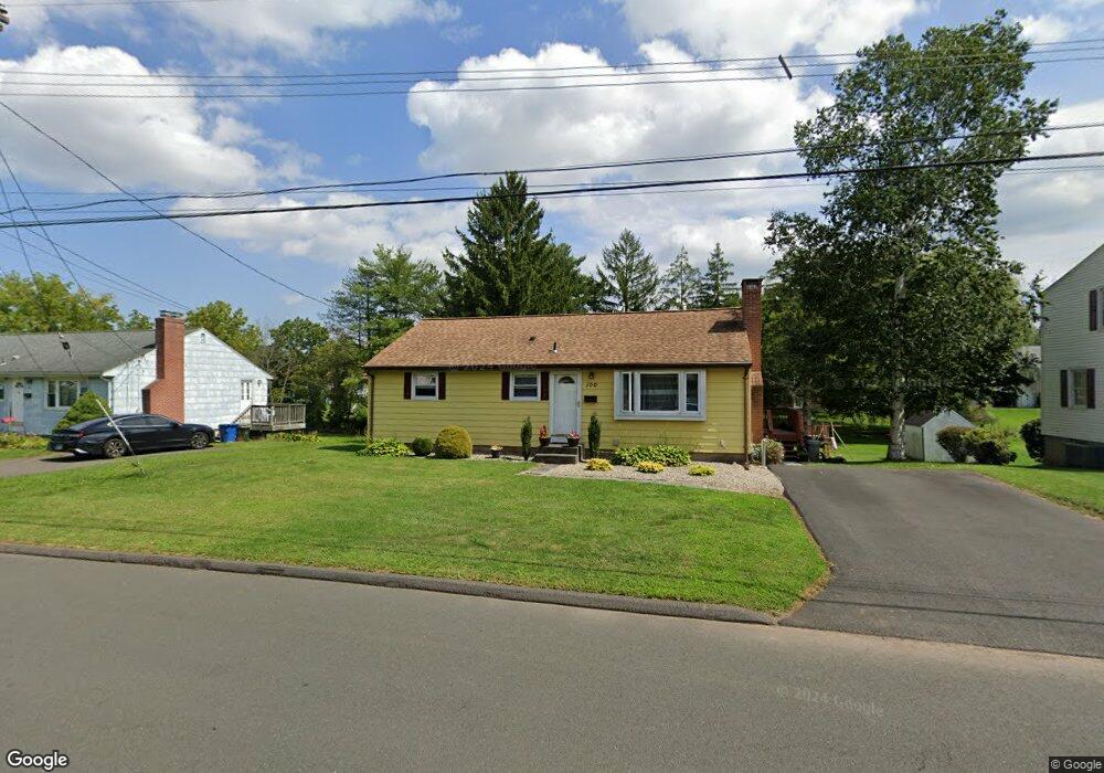 100 Schultz Rd, Berlin, CT 06037 - photo 1