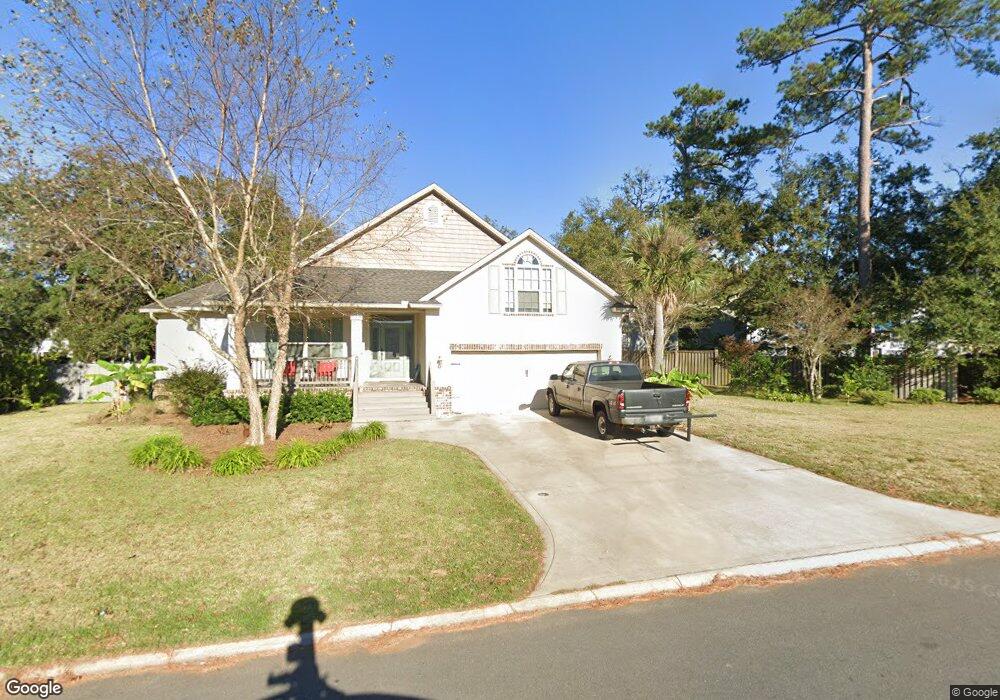 115 Pelican Place, Saint Simons Island, GA 31522 - photo 1
