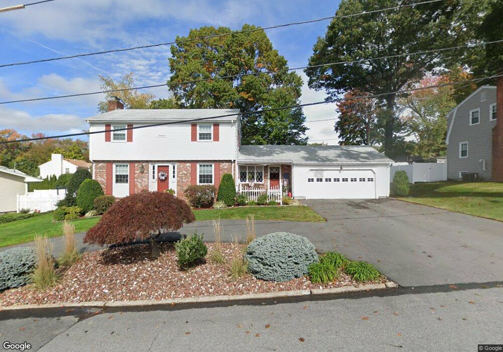 172 Mountain Laurel Dr, Cranston, RI 02920 - photo 1