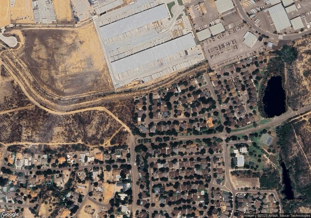 205 Blue Jay Ln, Laredo, TX 78045 - photo 1