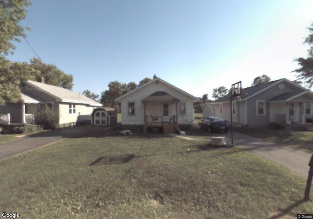 2705 E 8th St, Muncie, IN 47302 - photo 1