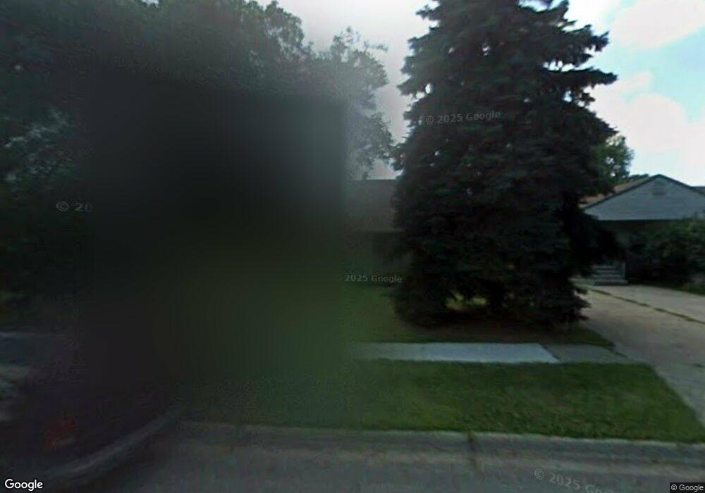 2414 Reynolds Ln, Des Moines, IA 50317 - photo 1