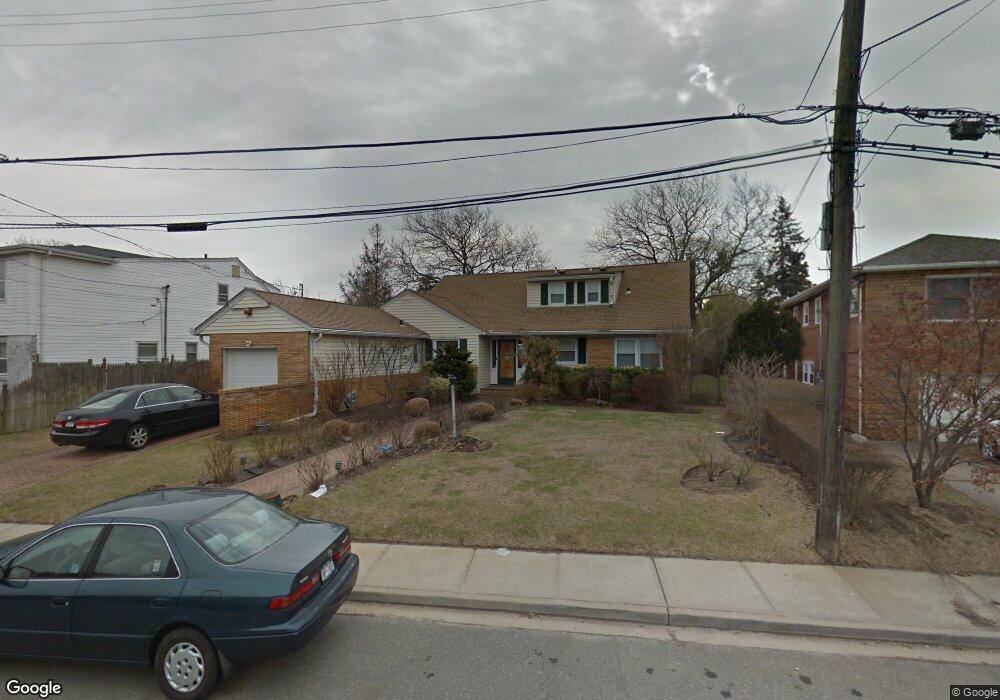 28 Hazzard Rd, Lido Beach, NY 11561 - photo 1