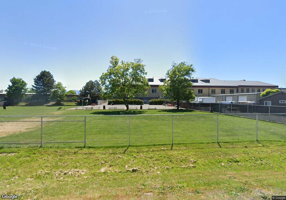 786 Lawnsdale Rd, Medford, OR 97504 - photo 1