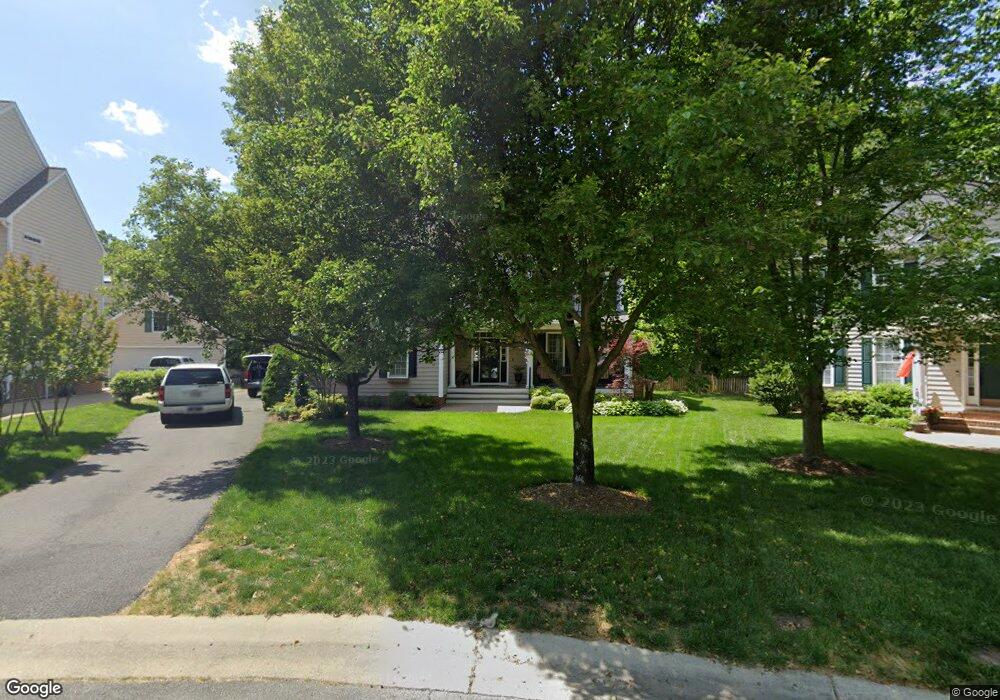 5020 Windy Hollow Cir, Glen Allen, VA 23059 - photo 1