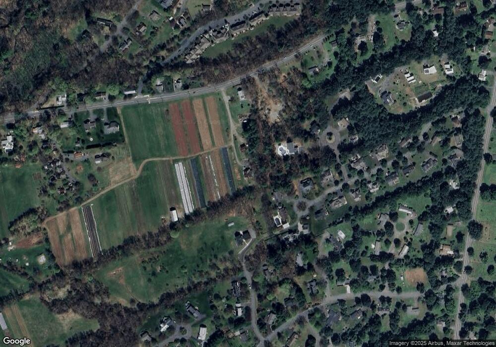 241 Pine St, Amherst, MA 01002 - photo 1