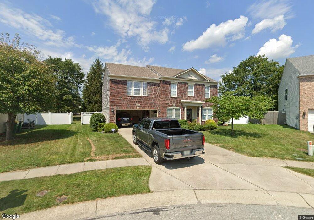 10426 Parmer Cir, Fishers, IN 46038 - photo 1