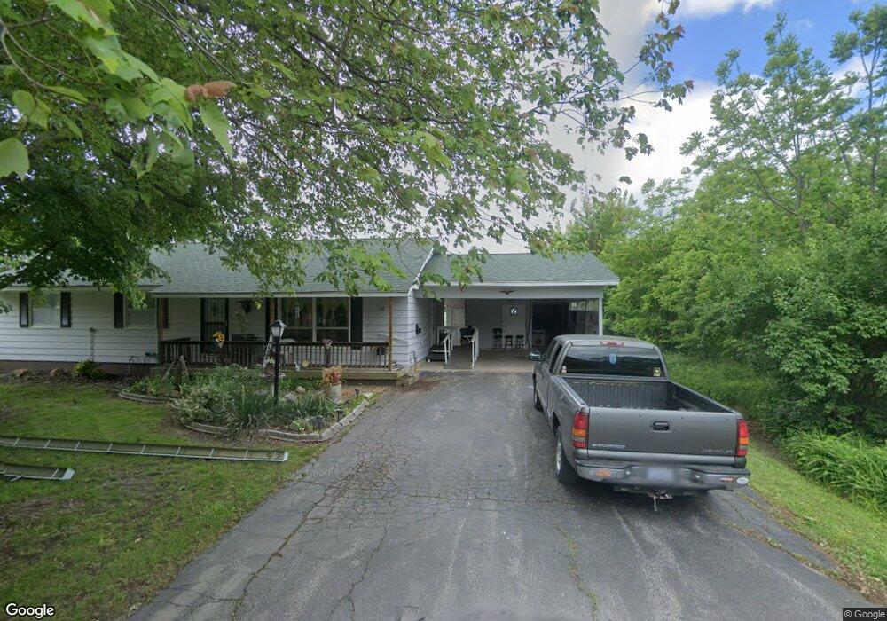 1117 N 16th St, Mattoon, IL 61938 - photo 1