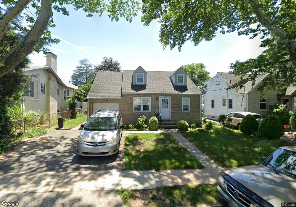 246 Roosevelt Ave, Hasbrouck Heights, NJ 07604 - photo 1