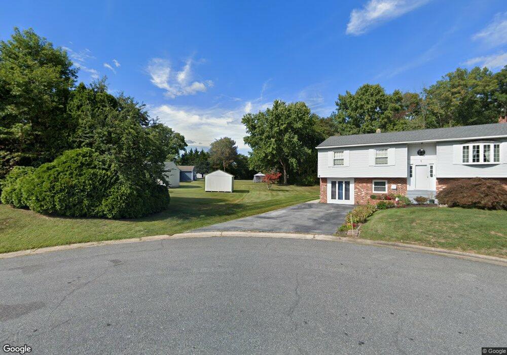 7 Heather Rd, Newark, DE 19702 - photo 1