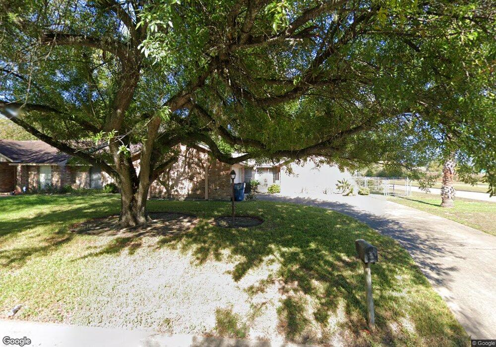 1902 Dormstom Ln, Houston, TX 77088 - photo 1