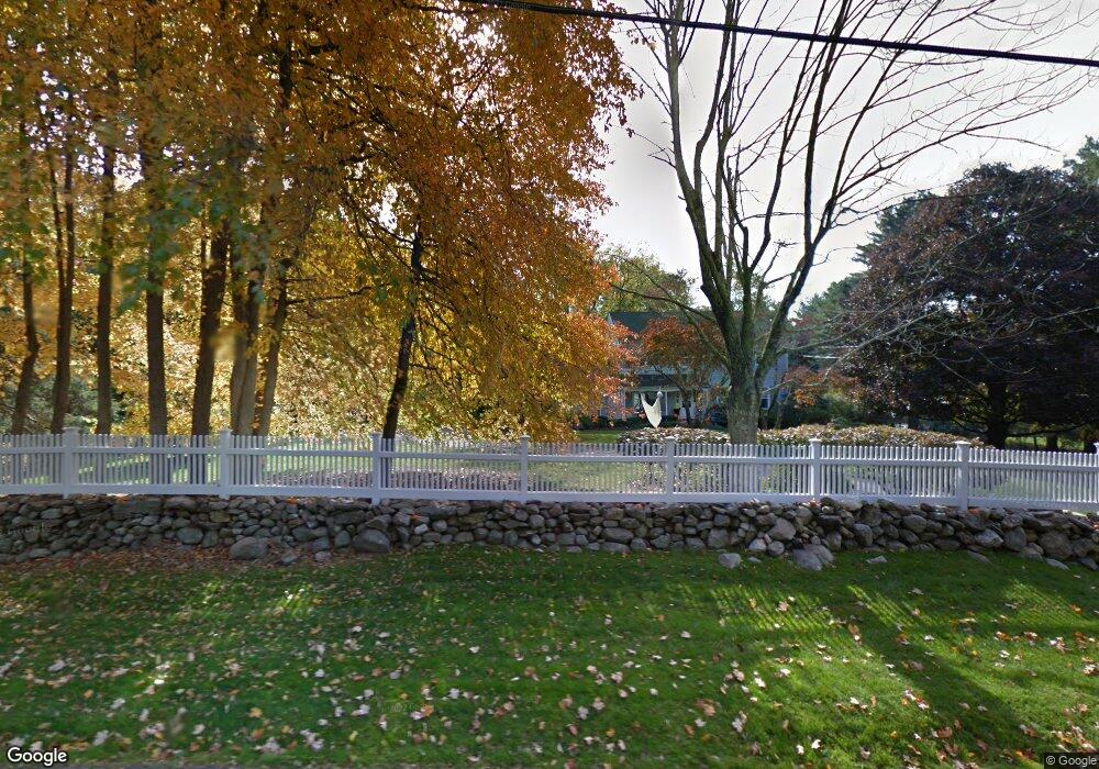 39 Jonathan Rd, New Canaan, CT 06840 - photo 1