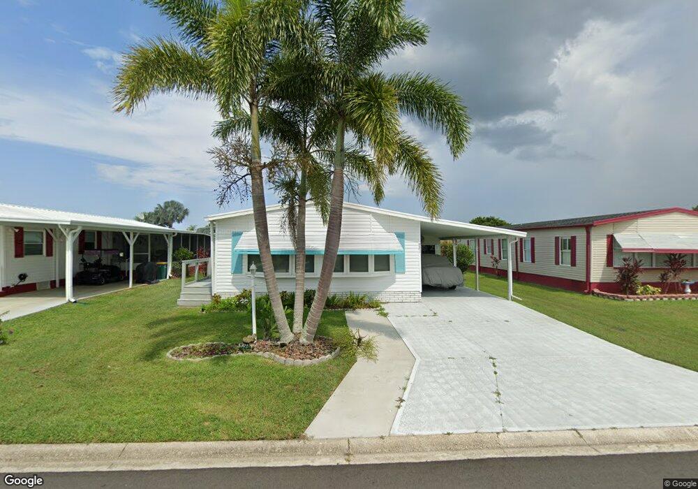 921 Periwinkle Cir unit 2, Sebastian, FL 32976 - photo 1