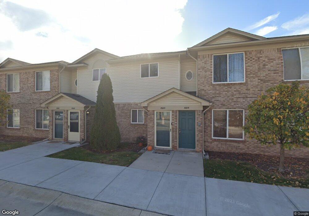30278 Wedgewood Cir unit 51, Roseville, MI 48066 - photo 1