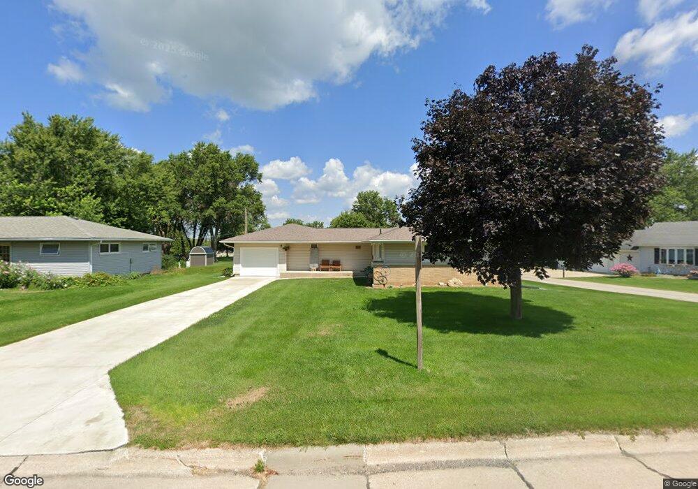 407 E Plum St, West Union, IA 52175 - photo 1