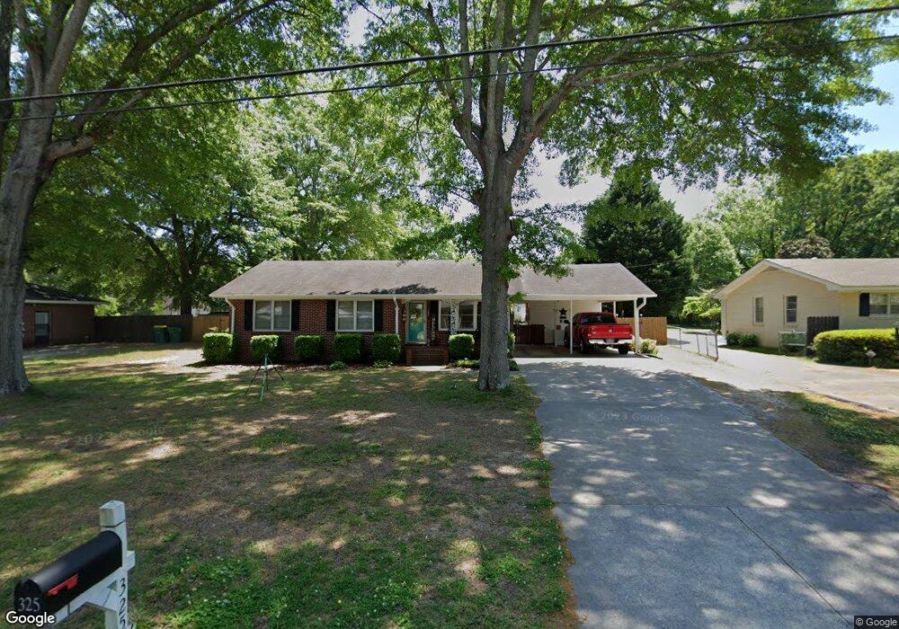 325 3rd Ave, Winder, GA 30680 - photo 1