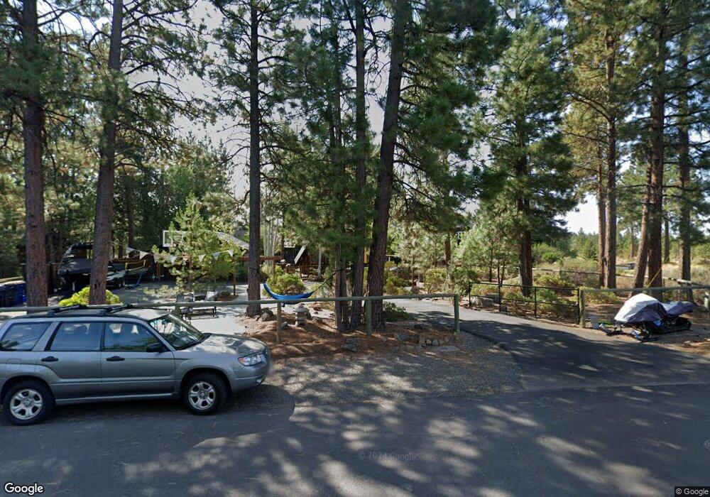 19405 Kemple Dr, Bend, OR 97702 - photo 1