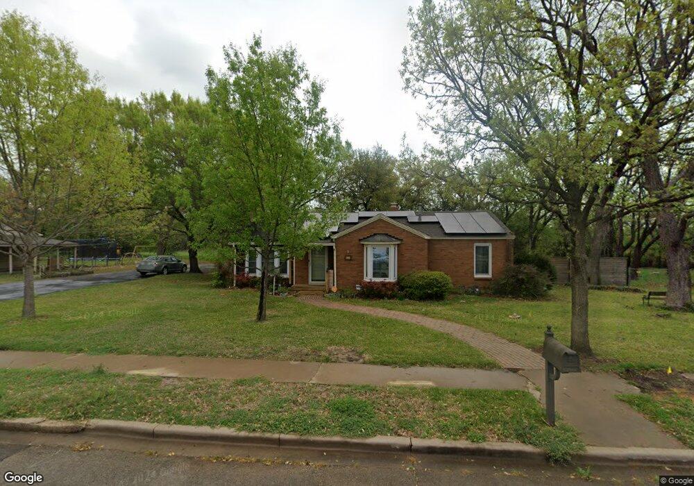 104 Adams St, Cleburne, TX 76033 - photo 1