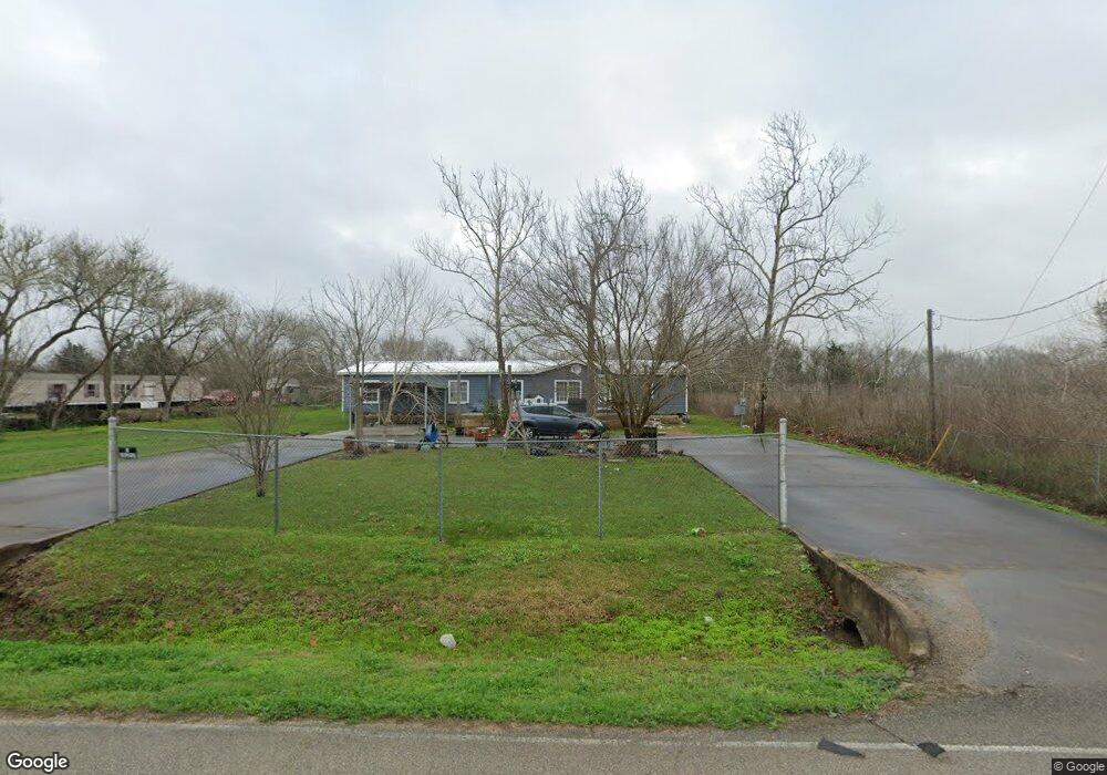 4029 Statesman Dr, Alvin, TX 77511 - photo 1