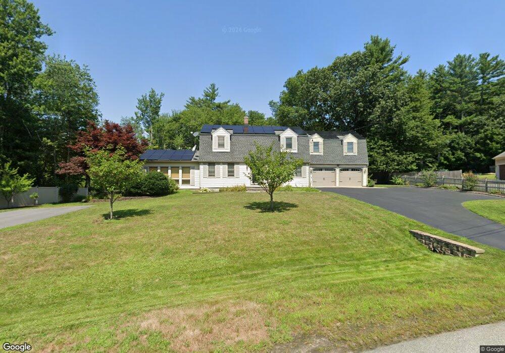 8 Riverbend Rd, Newmarket, NH 03857 - photo 1