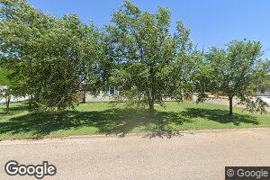 300 Albert St, Lakin, KS 67860