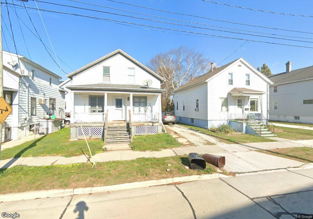 1716 18th St, Two Rivers, WI 54241 - photo 1