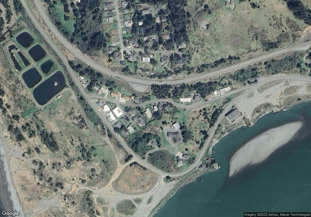 94068 Doyle Point Rd, Gold Beach, OR 97444 - photo 1