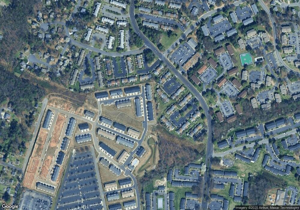 8161 Carriage Bend Ln, Henrico, VA 23294 - photo 1