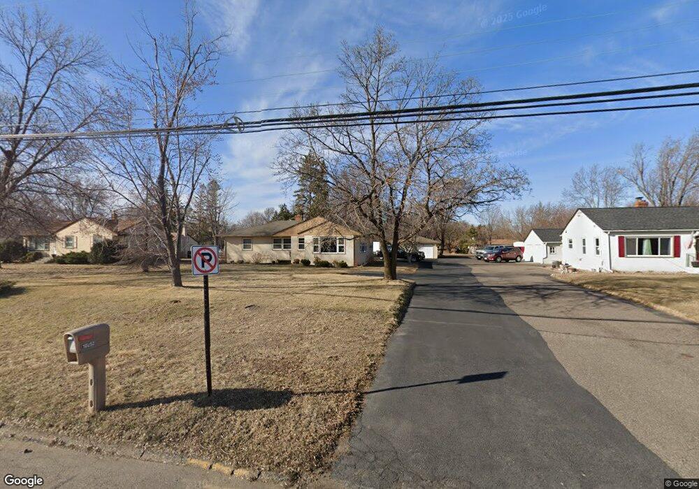 10252 93rd Ave N, Maple Grove, MN 55369 - photo 1