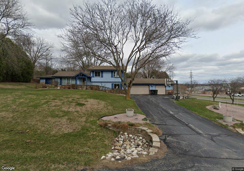 11200 W Carroll Cir, Franklin, WI 53132 - photo 1