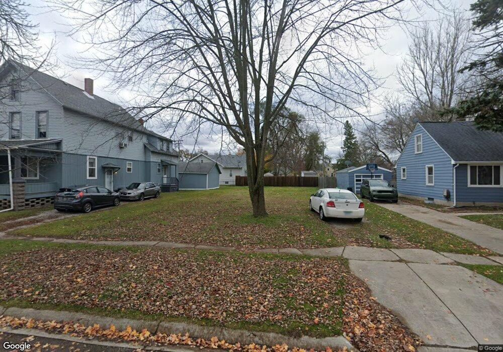 1108 Chestnut St, Port Huron, MI 48060 - photo 1