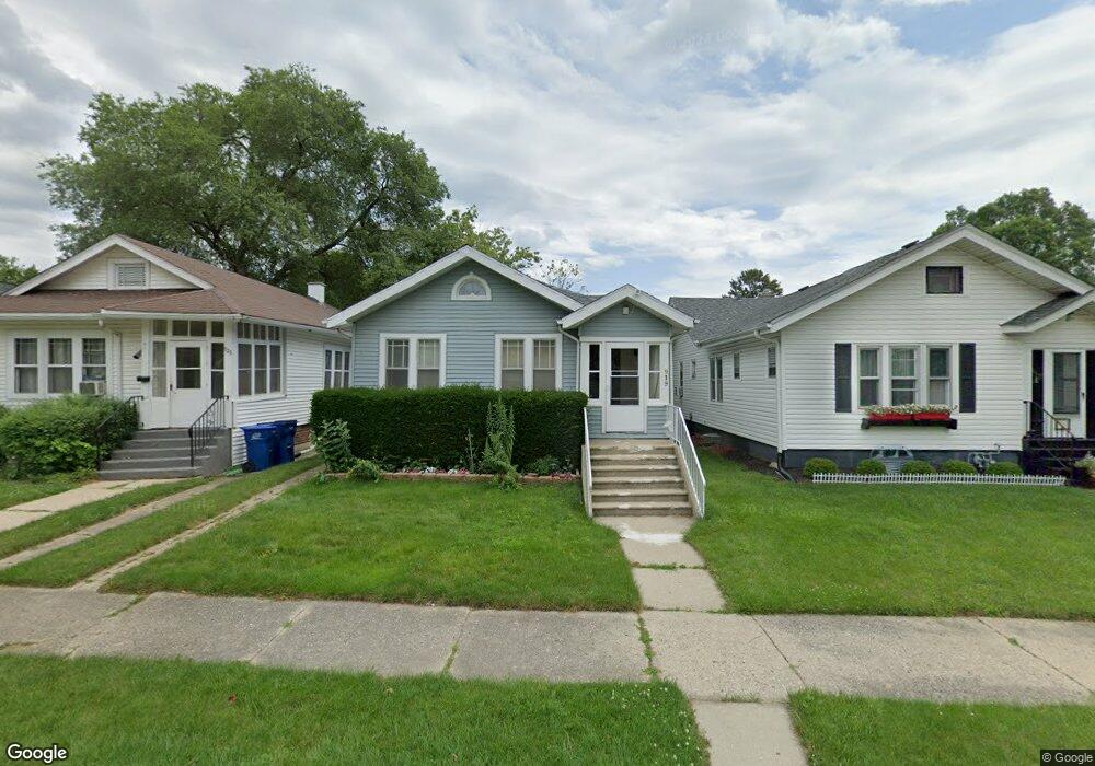 919 Chestnut St, Waukegan, IL 60085 - photo 1
