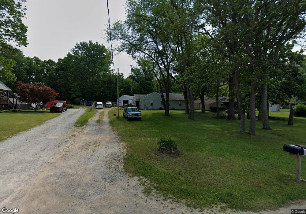 53294 Nadine St, South Bend, IN 46637 - photo 1