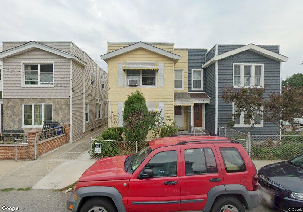 19704 91st Rd, Hollis, NY 11423 - photo 1