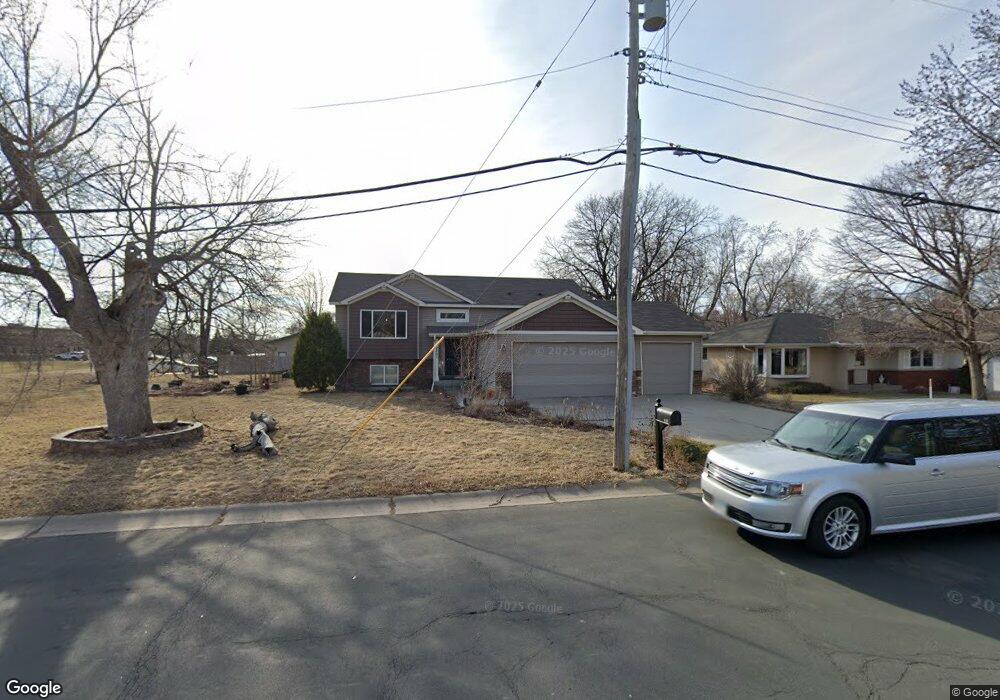 9301 Revere Ln N, Maple Grove, MN 55369 - photo 1