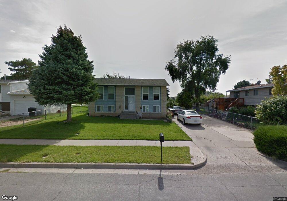 933 W 2550 N, Clearfield, UT 84015 - photo 1