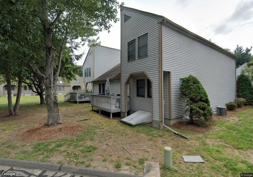 13 Elm Meadows, Enfield, CT 06082 - photo 1