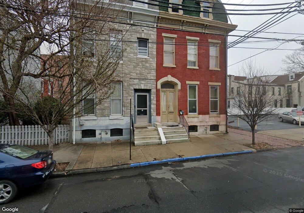 539 Laurel St, Reading, PA 19602 - photo 1