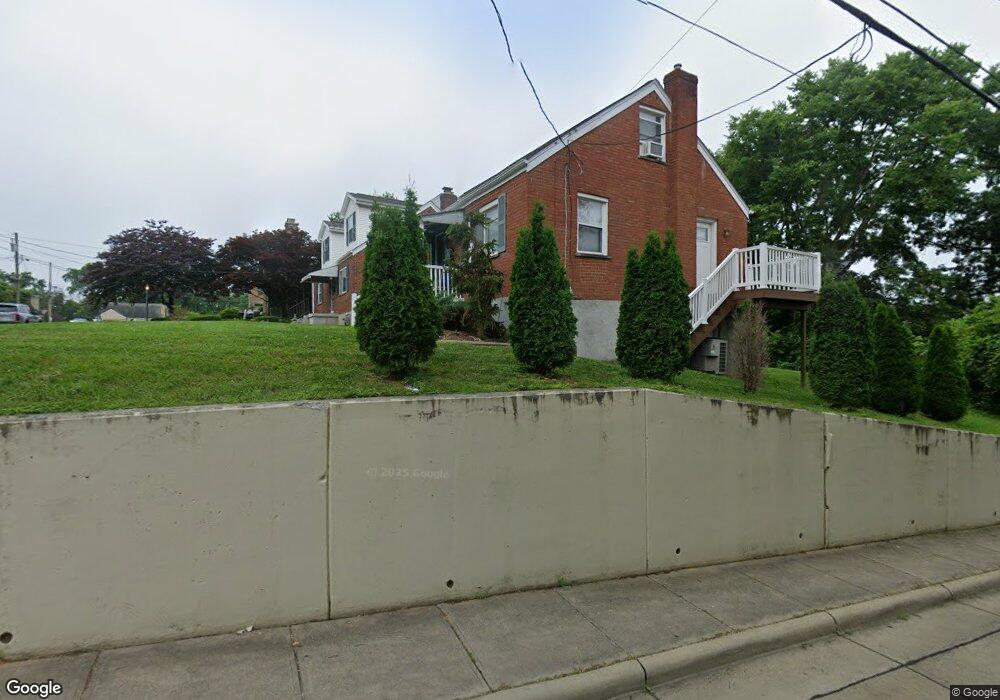 1323 Observatory Ave, Cincinnati, OH 45215 - photo 1