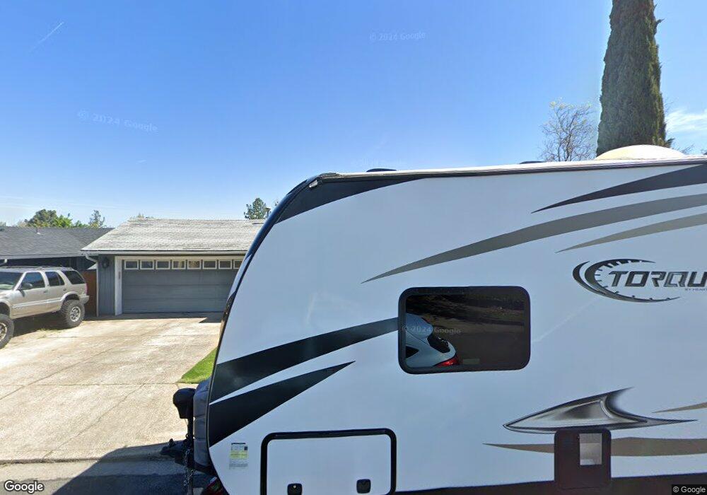 660 Hermosa Dr, Central Point, OR 97502 - photo 1