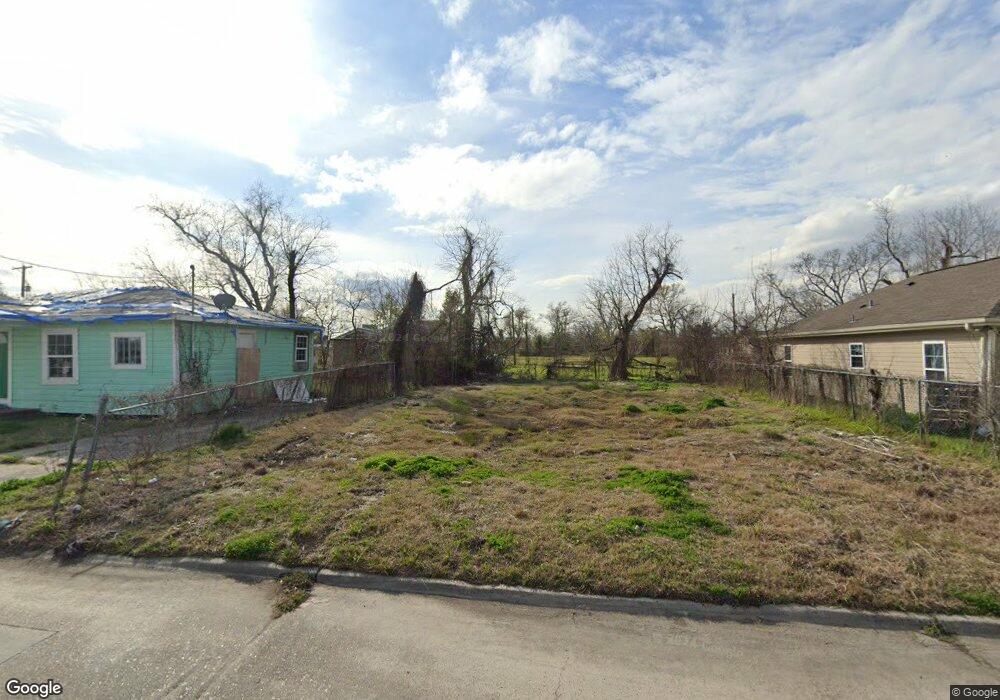 126 V E Washington St, Lake Charles, LA 70601 - photo 1