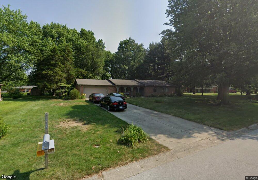 7438 Hidden Valley Dr, Plainfield, IN 46168 - photo 1