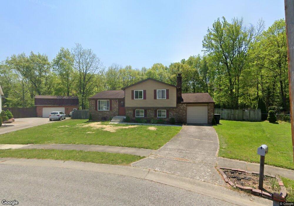 1016 Meadowview Dr, New Albany, IN 47150 - photo 1