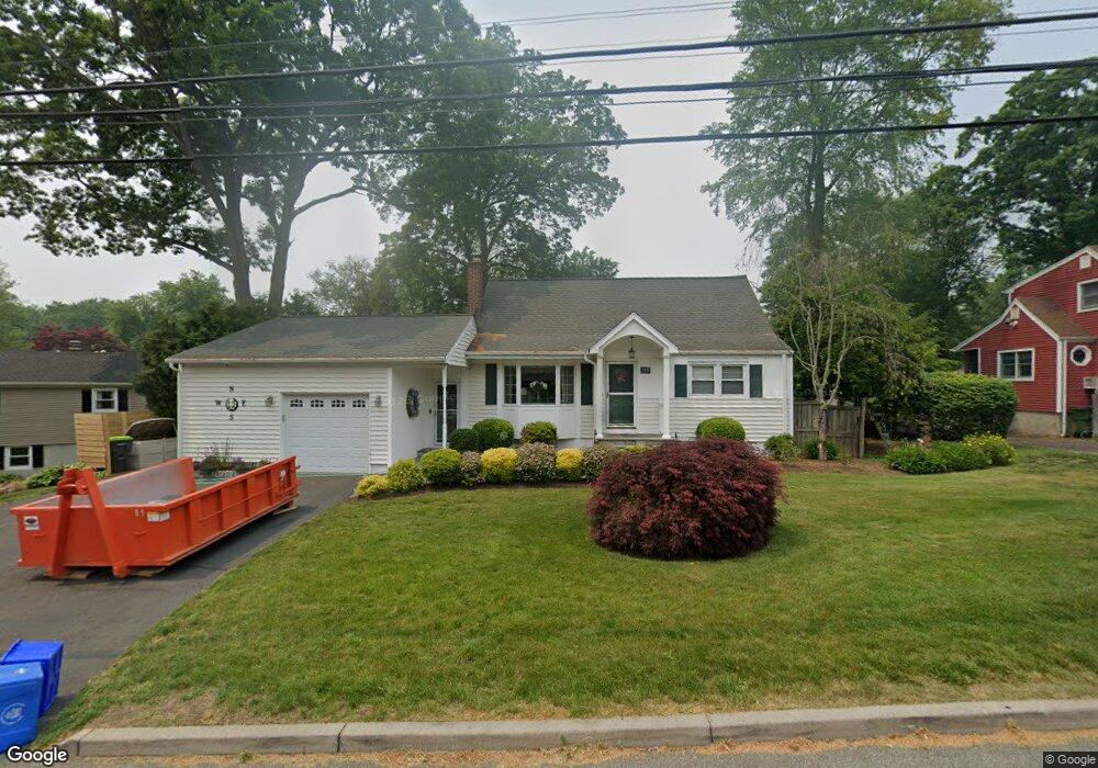 168 Tuckahoe Ln, Fairfield, CT 06824 - photo 1