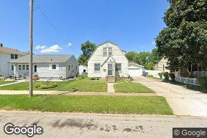 1021 Hawthorne Ave, Waterloo, IA 50702