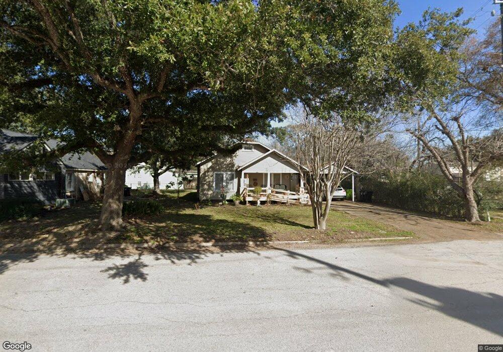 1607 Avenue M, Rosenberg, TX 77471 - photo 1