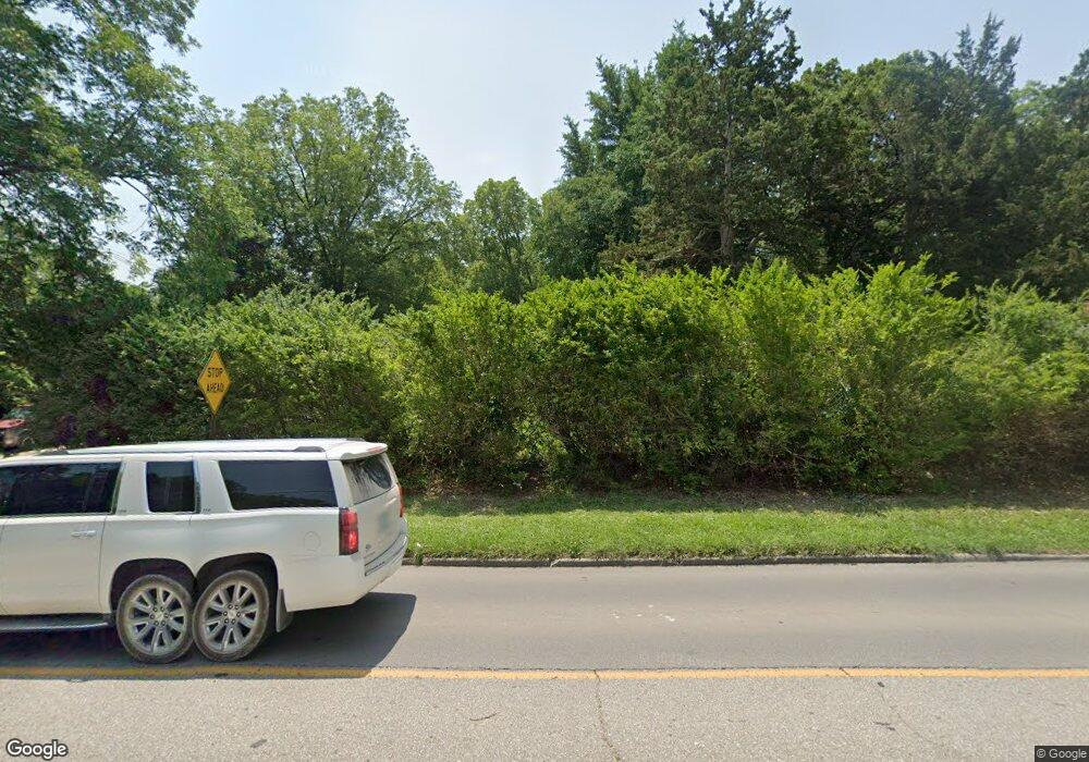 3131 SW 17th St, Topeka, KS 66604 - photo 1