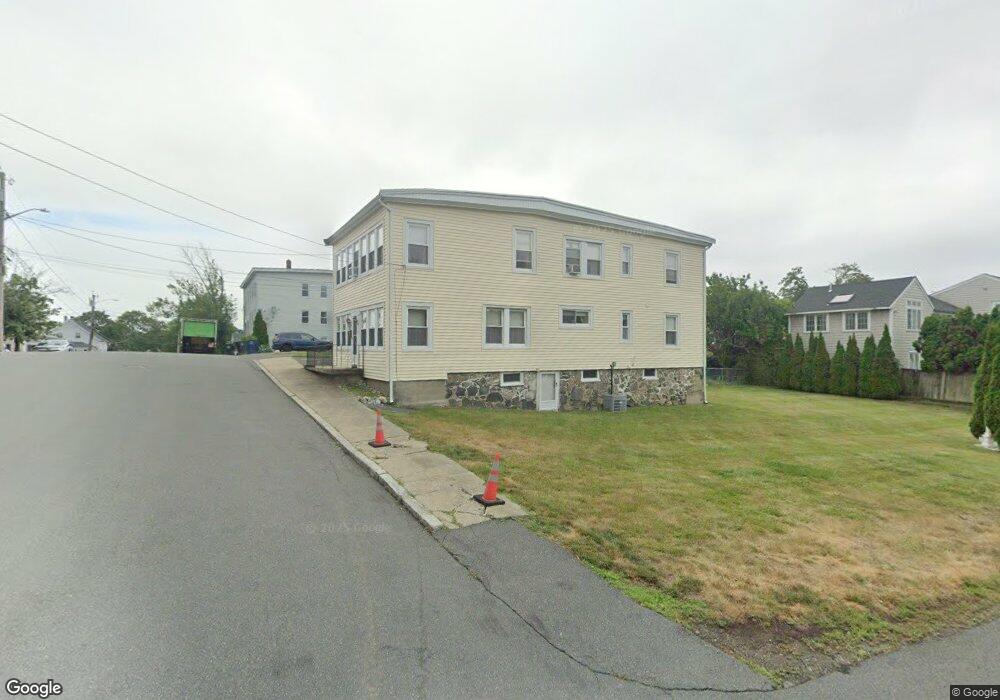 21 Read St, Salem, MA 01970 - photo 1